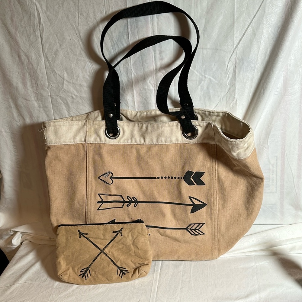 Thirty one Canvas Arrow Tote & Zip Pouch